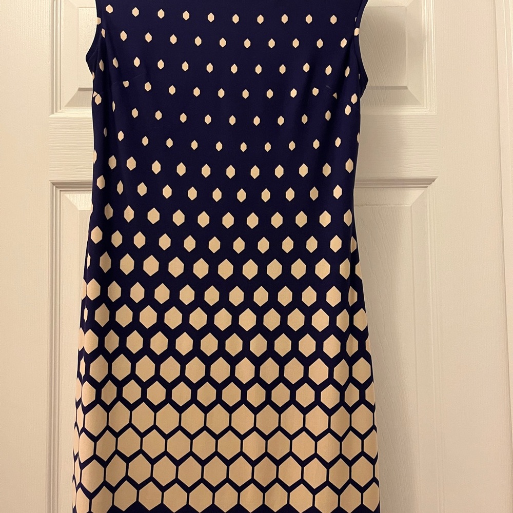 Elegant Navy and Cream Geometric Dress